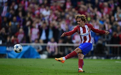 小鸟体育评论-拉米雷斯替补绝杀滑跪庆祝